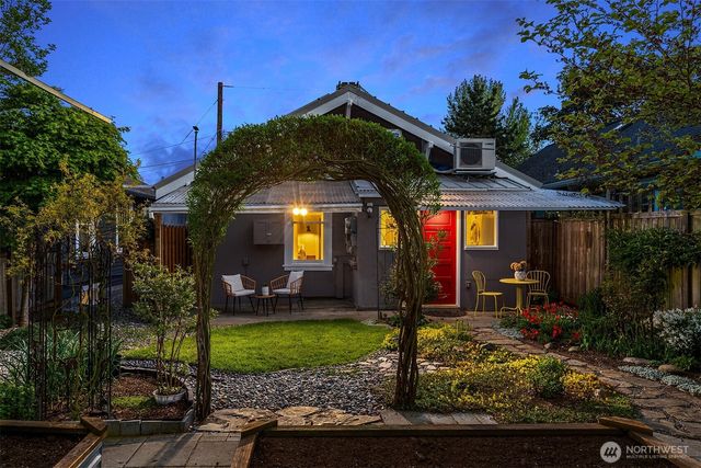 808 NW 64th Street, Seattle, WA 98107