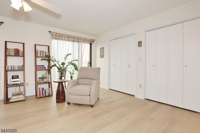 3 Brookside Hts, Wanaque Boro, NJ 07465