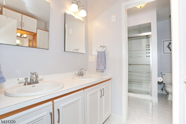 3 Brookside Hts, Wanaque Boro, NJ 07465