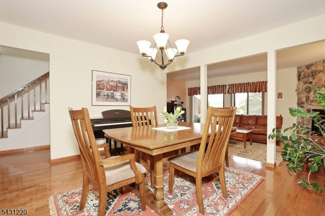 3 Brookside Hts, Wanaque Boro, NJ 07465