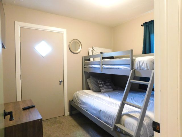 604 E 26th Street S, Newton, IA 50208