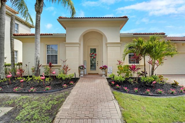 10118 SW Canossa Way, Port St. Lucie, FL 34986