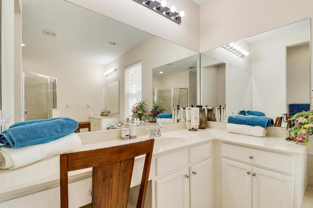 10118 SW Canossa Way, Port St. Lucie, FL 34986