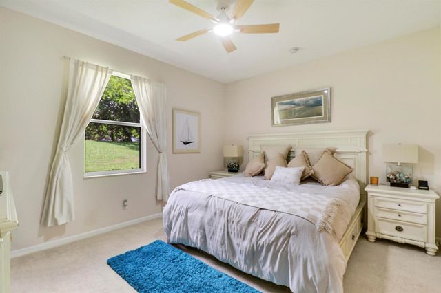 10118 SW Canossa Way, Port St. Lucie, FL 34986