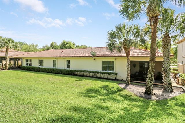 10118 SW Canossa Way, Port St. Lucie, FL 34986