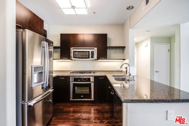 250 N First Street 436, Burbank, CA 91502
