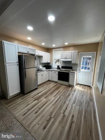 4249 N 9TH ST, Philadelphia, PA 19140
