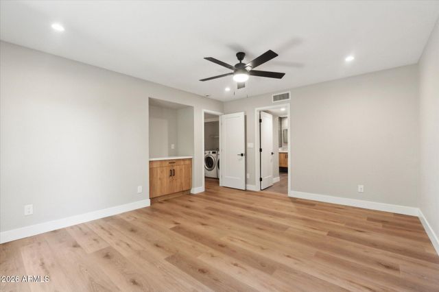 8882 N 82ND Lane, Scottsdale, AZ 85258