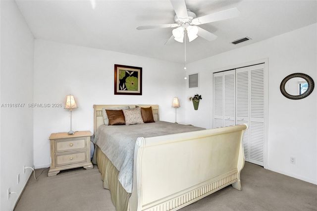 1140 Sand Drift Way B, West Palm Beach, FL 33411