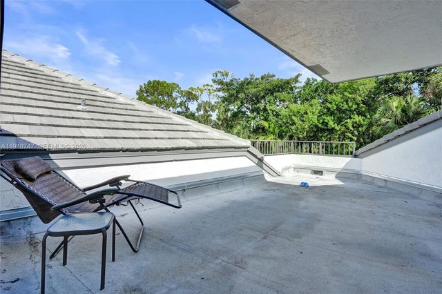 1140 Sand Drift Way B, West Palm Beach, FL 33411
