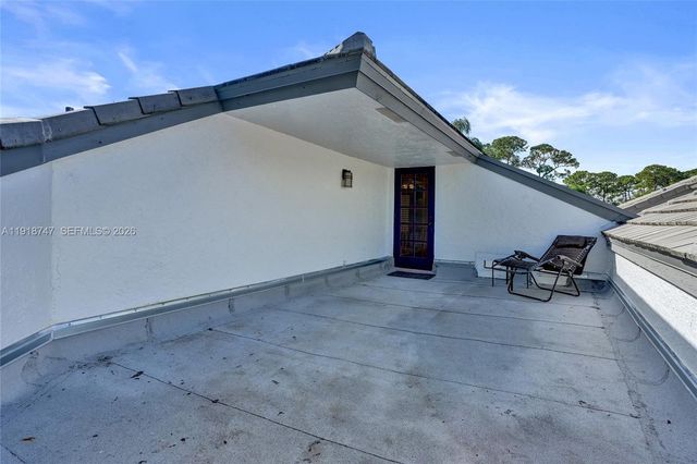 1140 Sand Drift Way B, West Palm Beach, FL 33411