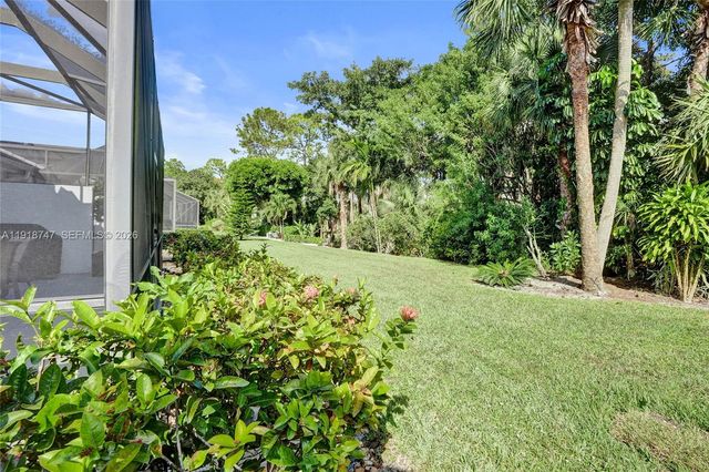 1140 Sand Drift Way B, West Palm Beach, FL 33411