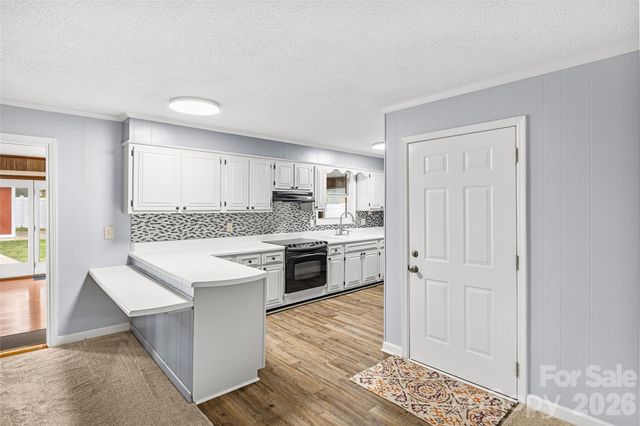 2430 Old Cedarwood Drive NW, Concord, NC 28027