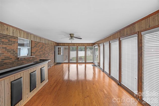 2430 Old Cedarwood Drive NW, Concord, NC 28027