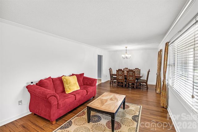 2430 Old Cedarwood Drive NW, Concord, NC 28027