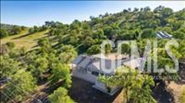 29400 Stallion Springs Drive, Tehachapi, CA 93561