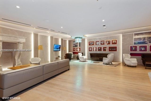 1000 Brickell Plaza 4906, Miami, FL 33131