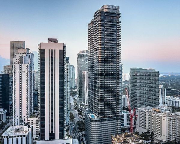 1000 Brickell Plaza 4906, Miami, FL 33131