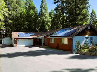 4483 Jenkinson Cir, Pollock Pines, CA 95726