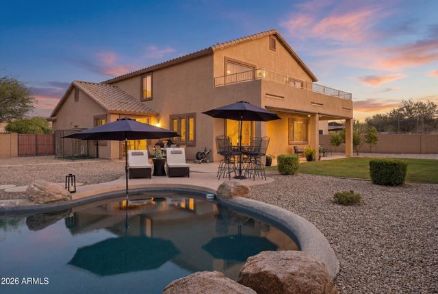 8371 W SPUR Drive, Peoria, AZ 85383