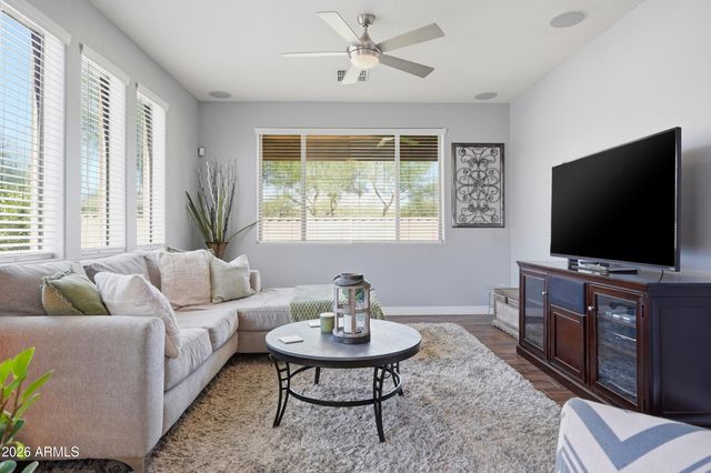 8371 W SPUR Drive, Peoria, AZ 85383