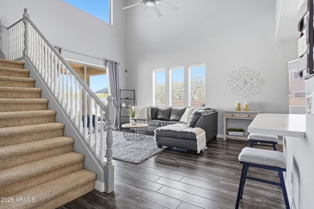 8371 W SPUR Drive, Peoria, AZ 85383