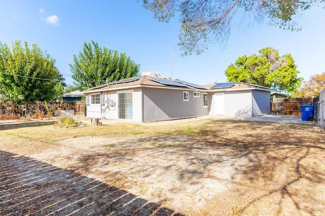 609 College Avenue, Coalinga, CA 93210