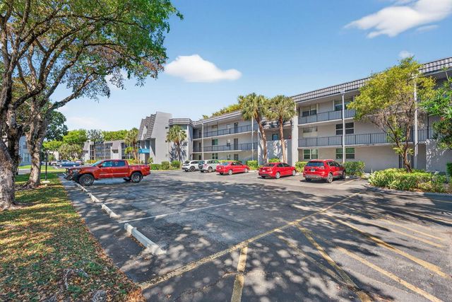9081 Lime Bay Boulevard 209, Tamarac, FL 33321
