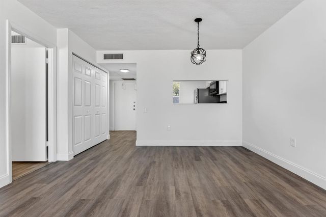 9081 Lime Bay Boulevard 209, Tamarac, FL 33321