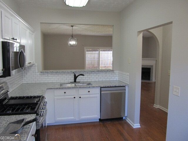 84 Pearl Chambers Drive, Dawsonville, GA 30534