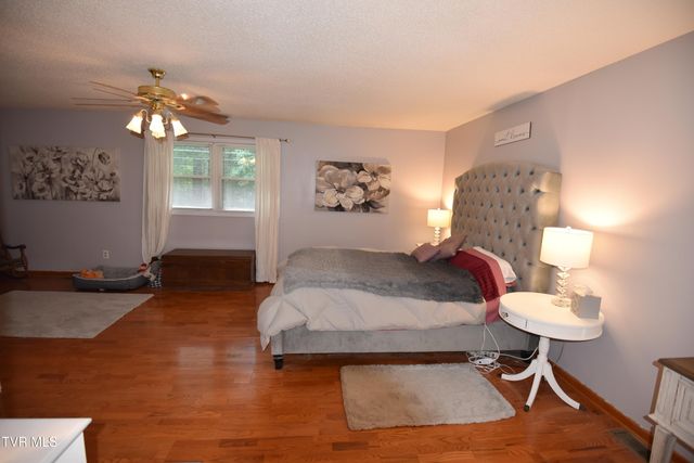 127 Sewanee Road, Johnson City, TN 37601