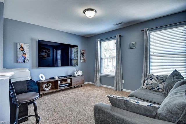200 Benthall RD, Hampton, VA 23664