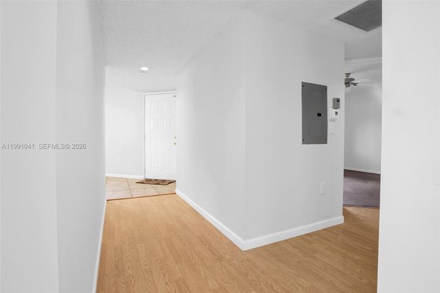 900 SW 142nd Ave 115L, Pembroke Pines, FL 33027