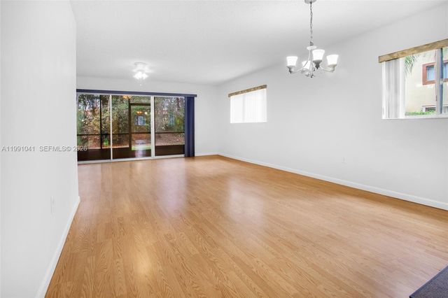 900 SW 142nd Ave 115L, Pembroke Pines, FL 33027