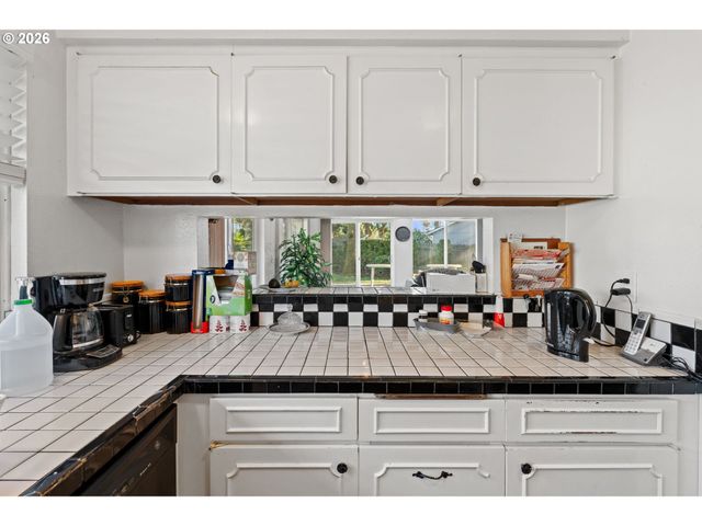 17415 Nw PARK VIEW Blvd, Portland, OR 97229