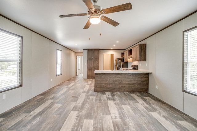 6111 New Mexico Trail, Granbury, TX 76048