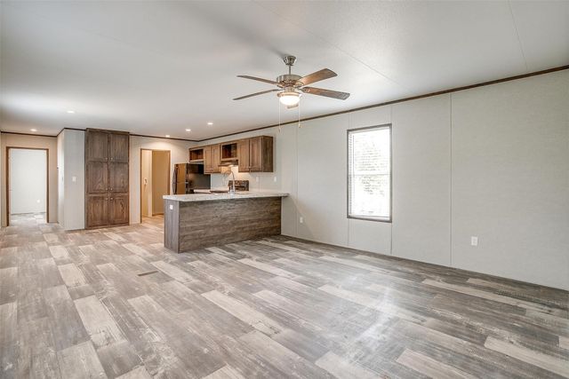 6111 New Mexico Trail, Granbury, TX 76048
