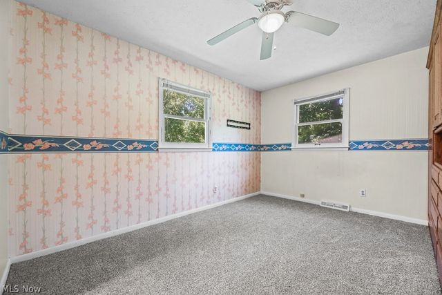 6000 Oakhill Avenue NE, Alliance, OH 44601