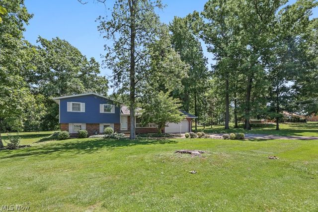 6000 Oakhill Avenue NE, Alliance, OH 44601