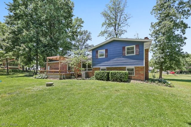 6000 Oakhill Avenue NE, Alliance, OH 44601