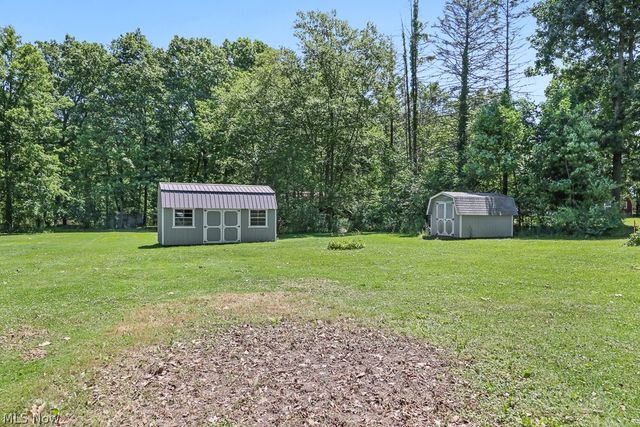 6000 Oakhill Avenue NE, Alliance, OH 44601