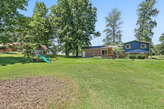 6000 Oakhill Avenue NE, Alliance, OH 44601