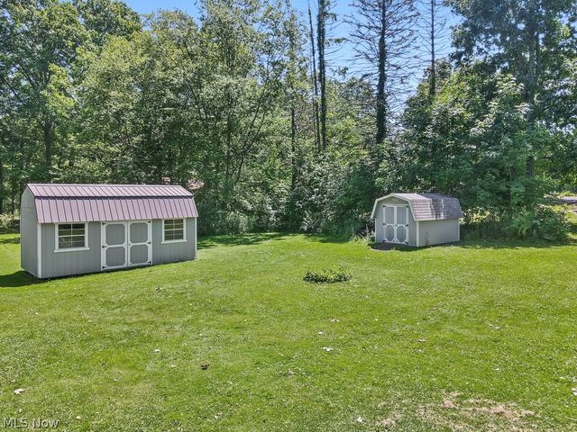 6000 Oakhill Avenue NE, Alliance, OH 44601