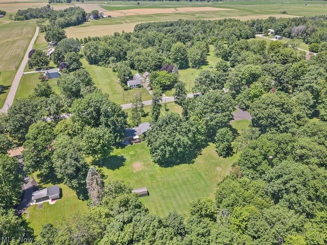 6000 Oakhill Avenue NE, Alliance, OH 44601