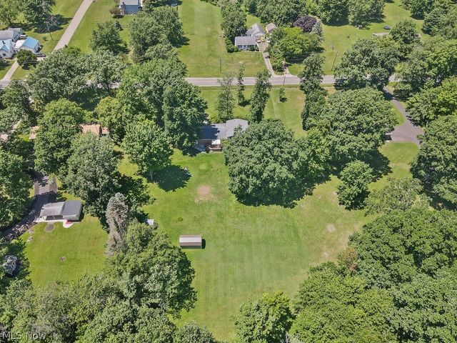 6000 Oakhill Avenue NE, Alliance, OH 44601