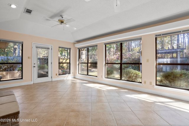 1034 Conley Circle, Ocean Springs, MS 39564