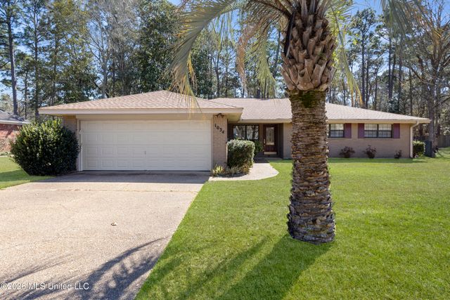 1034 Conley Circle, Ocean Springs, MS 39564