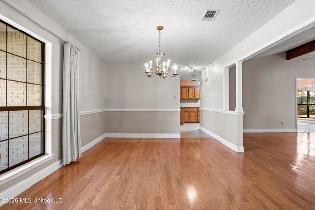 1034 Conley Circle, Ocean Springs, MS 39564