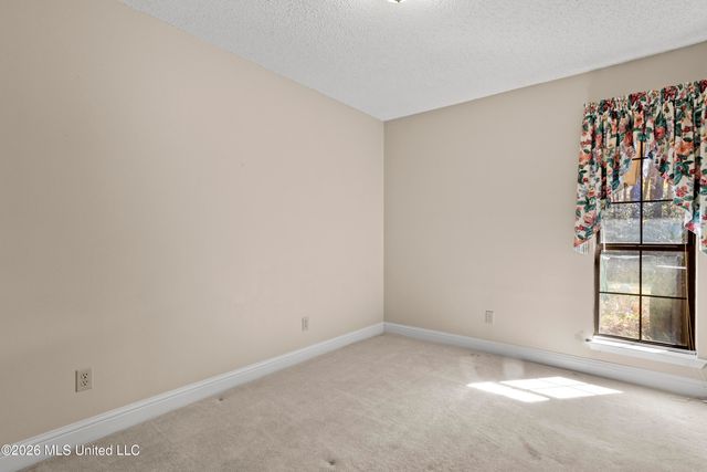 1034 Conley Circle, Ocean Springs, MS 39564