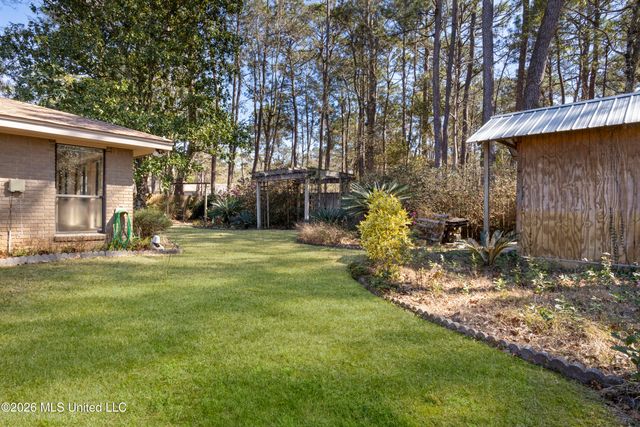 1034 Conley Circle, Ocean Springs, MS 39564